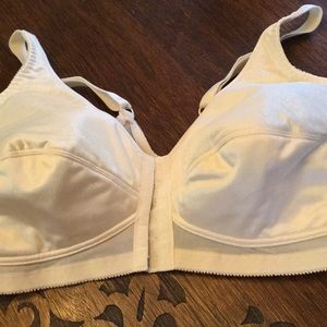 Front closure Mastectomy